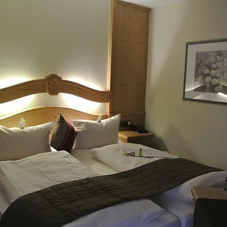 Akzent Am Bach デッテルバッハ